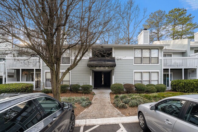 Building Photo - 1115 Summit N Dr