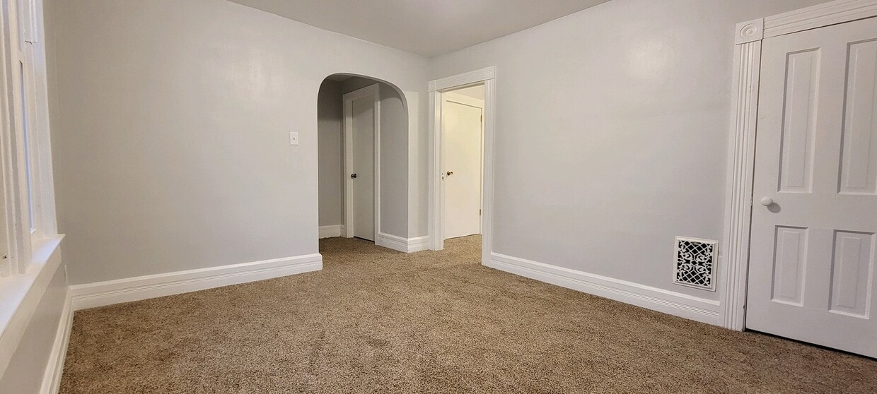 Living Room - 1116 beecher ave