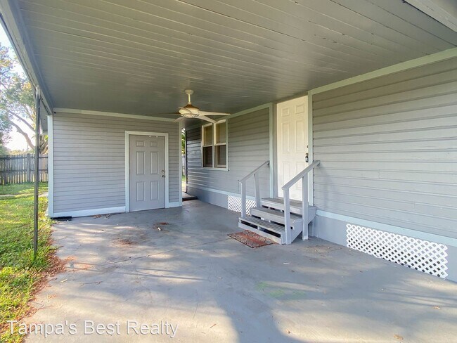 Building Photo - 2 br, 1 bath House - 830 N Combee Rd