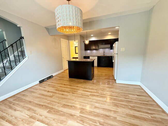Foto del edificio - Three bedroom townhouse in beautiful Whitp...