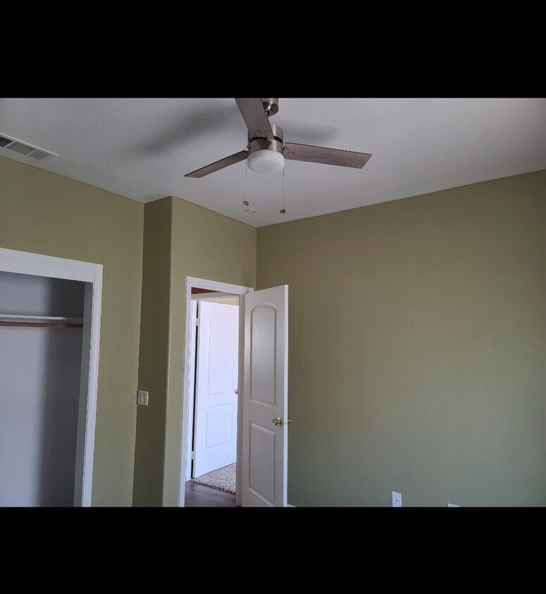 8411 Rea Ave Unit A, California City, CA 93505 Apartments in California City, CA