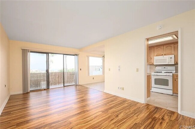 Foto del edificio - 2424 S Gaffey St