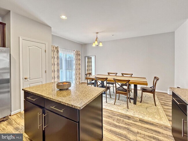 Foto del edificio - 12745 Longford Glen Dr