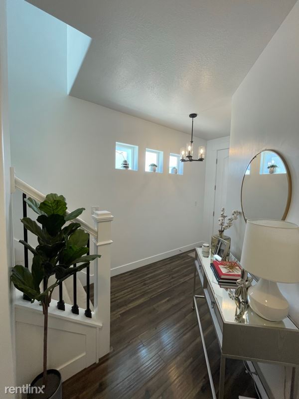 Building Photo - 4 br, 3.5 bath Townhome - 4152 W 1650 N