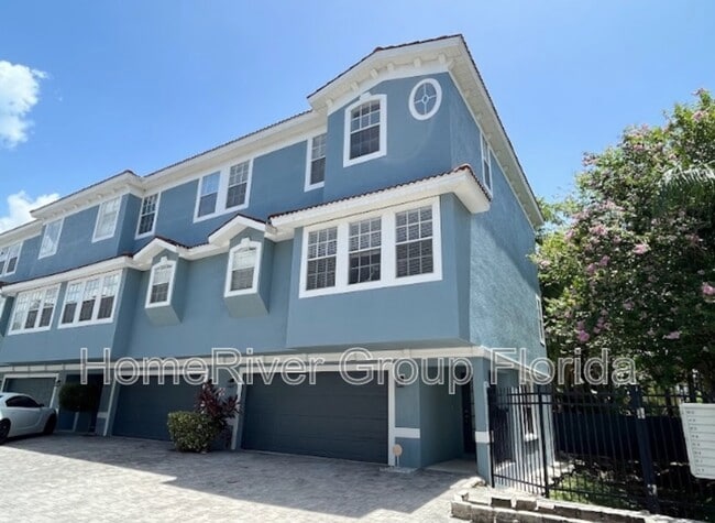 Building Photo - 3111 W De Leon St