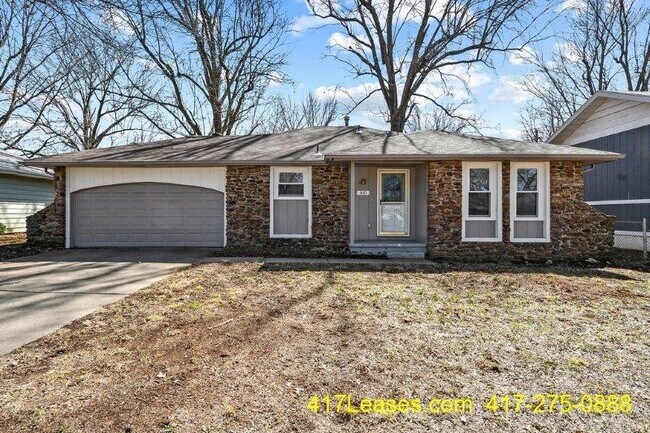 Building Photo - 810 E Rosebrier St