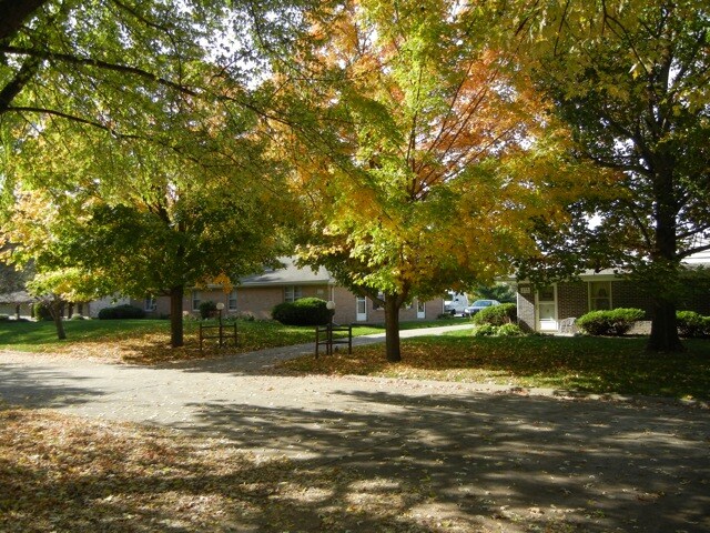 Primary Photo - 112 Lorene Pl