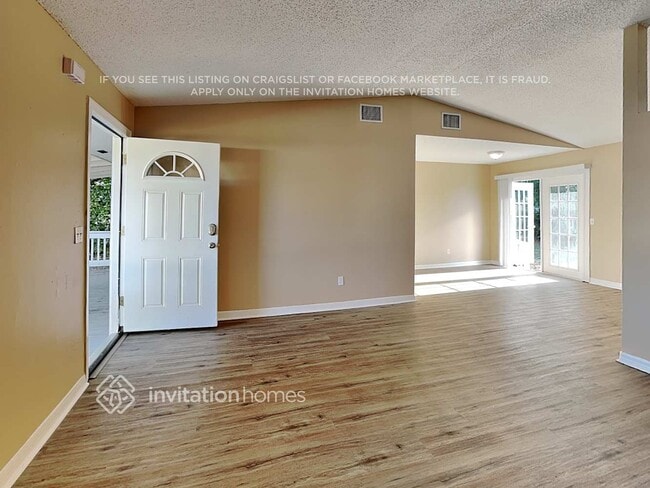 Foto del edificio - 7509 N St Peter Ave