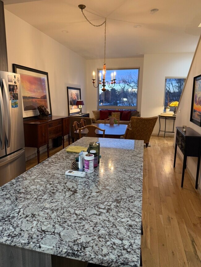 Foto del edificio - 15015 W 68th Pl