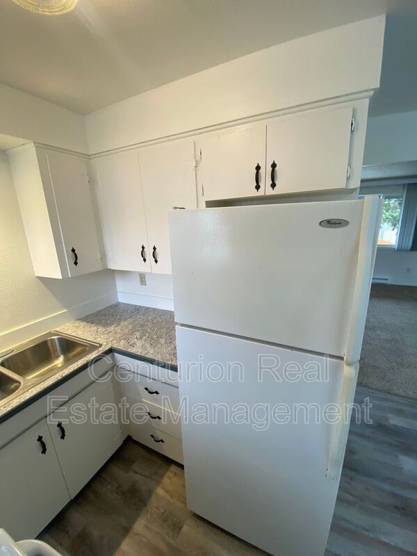 Foto del edificio - 3433 3rd Ave SE
