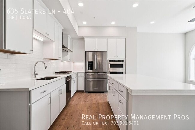 Foto del edificio - 635 Slaters Ln