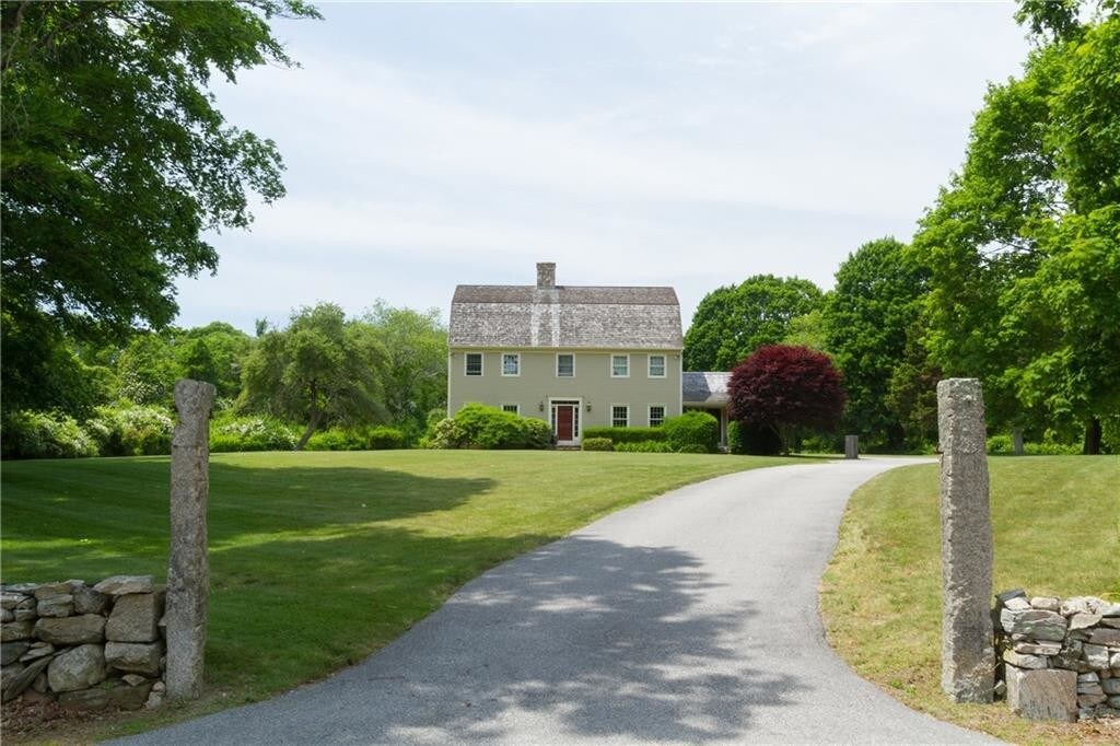 Foto principal - 681 Post Rd