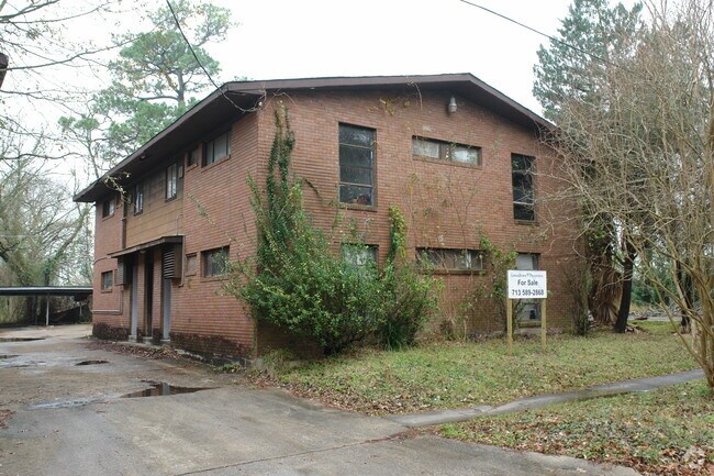 Foto del edificio - 6636 Sylvan Rd