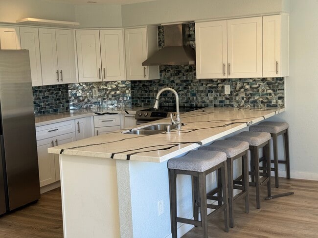 You'll love cooking in your new kitchen - 6250 W Flamingo Rd