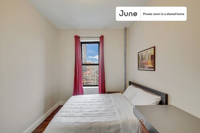 Foto del edificio - Room in Shared 4 bed/1 bath home in West Harlem