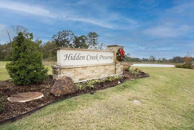 Building Photo - 2092 Cedar Way Dr