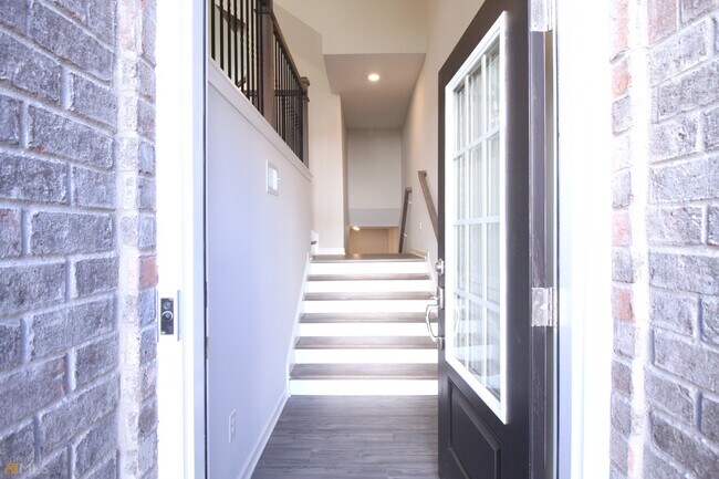 Foto del edificio - 2217 Pink Hawthorn Dr