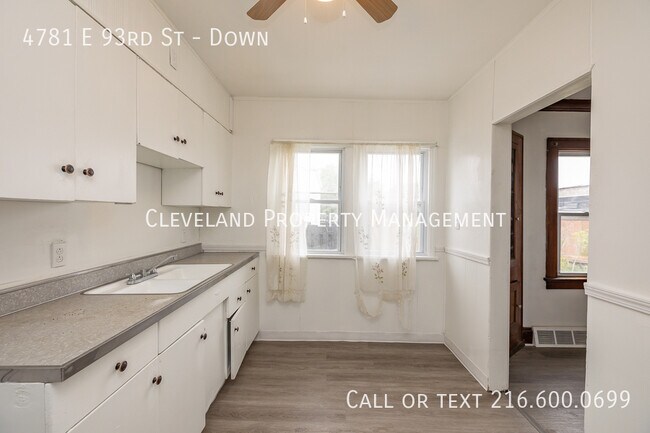 Foto del edificio - 4781 E 93rd St