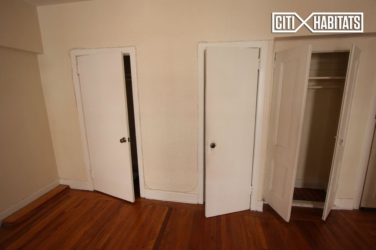 Building Photo - 117 E 35th St