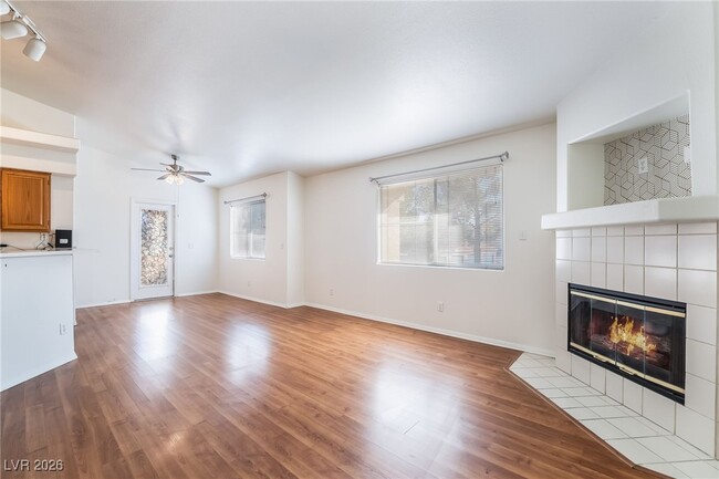 Foto del edificio - 1547 Jenny Linn Dr