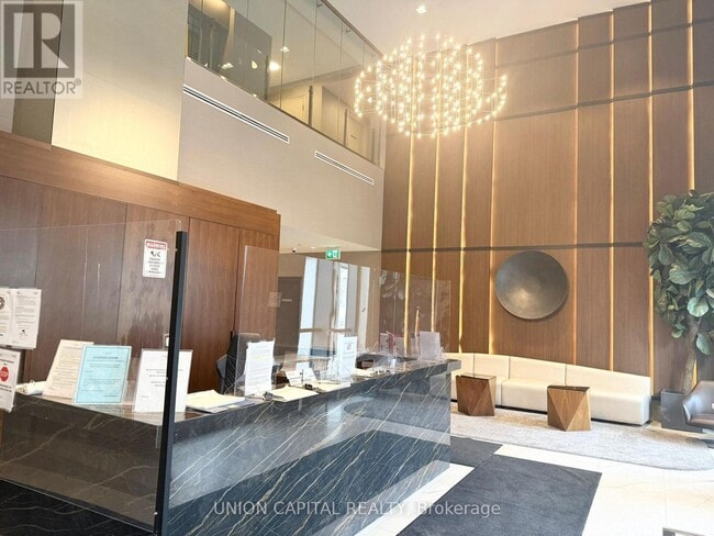 Photo du bâtiment - 8 Nahani Way