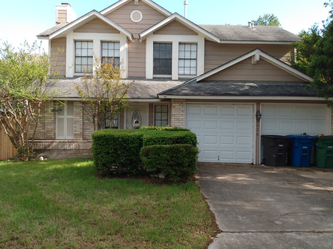 Foto principal - 2114 Pecan Hollow