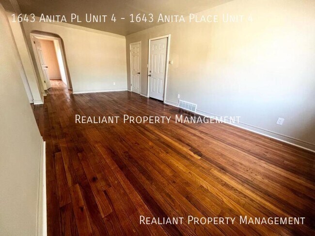 Building Photo - 1643 Anita Place, 1643 Anita Place Unit 4