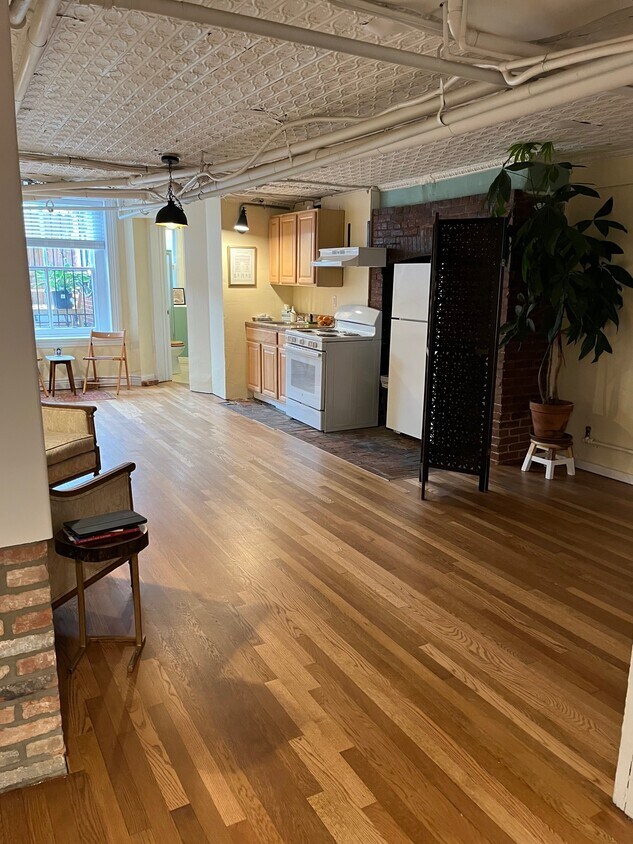 Foto principal - 937 Saint Paul St