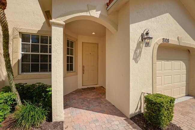 Building Photo - 8108 Carnoustie Pl