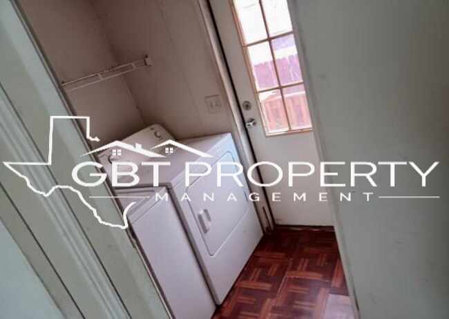 Foto del edificio - Single Wide