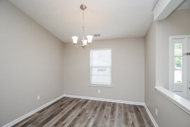 Foto del edificio - 372 Red Maple Way