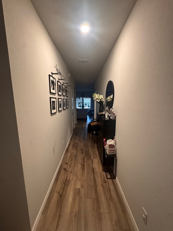 Foto del edificio - 642 Wyatt Wy