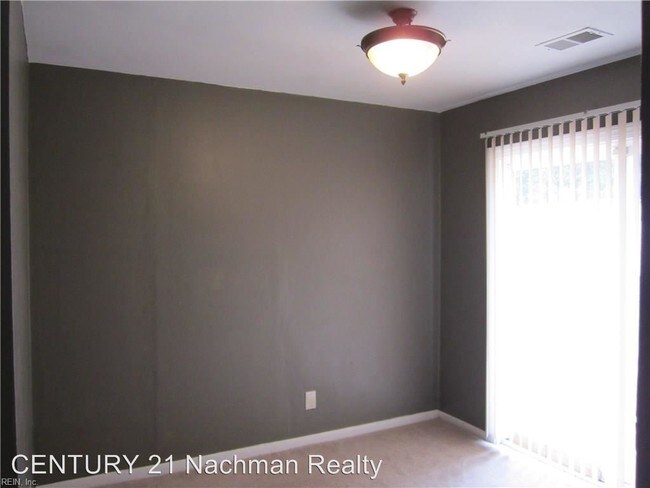 Building Photo - 4 br, 1.5 bath House - 3720 Red Barn Road
