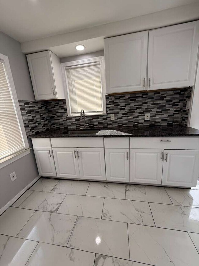 Foto del edificio - 9054 Grandville Ave