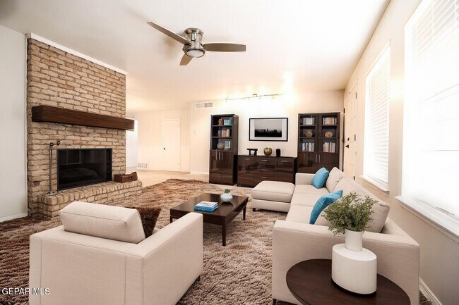 Foto del edificio - 6613 Southwind Dr