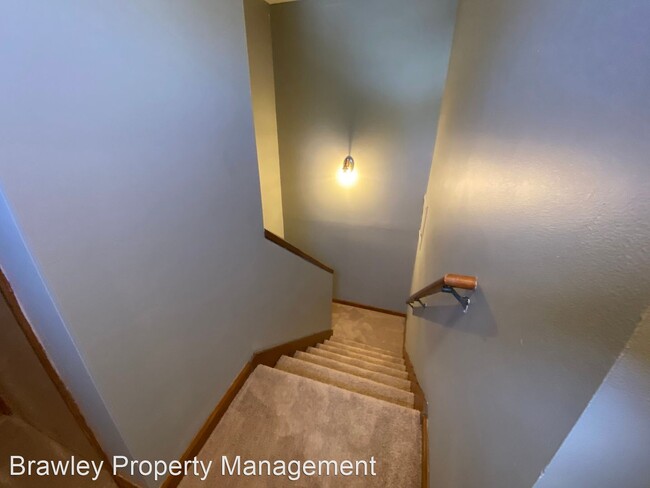 Foto del edificio - 3 br, 1.5 bath House - 4656 W. Sunset Ave