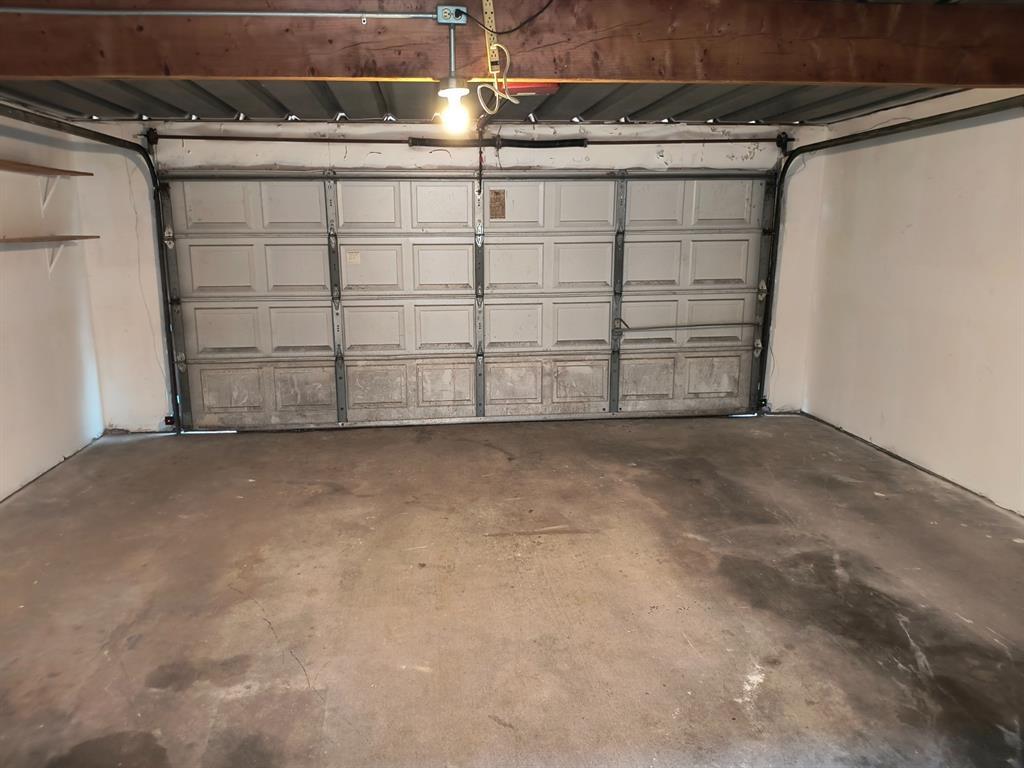 Primary Photo - 12500 Brookglade Cir