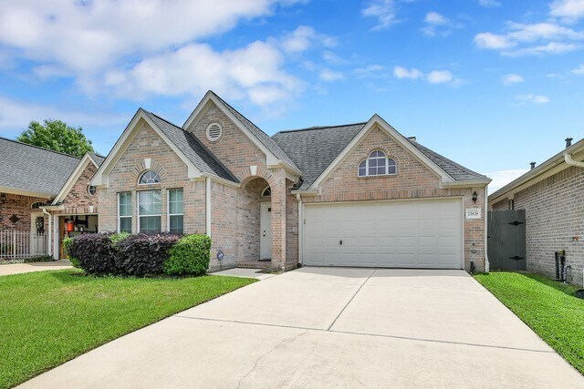 Foto del edificio - 15838 Pleasant Green Cir