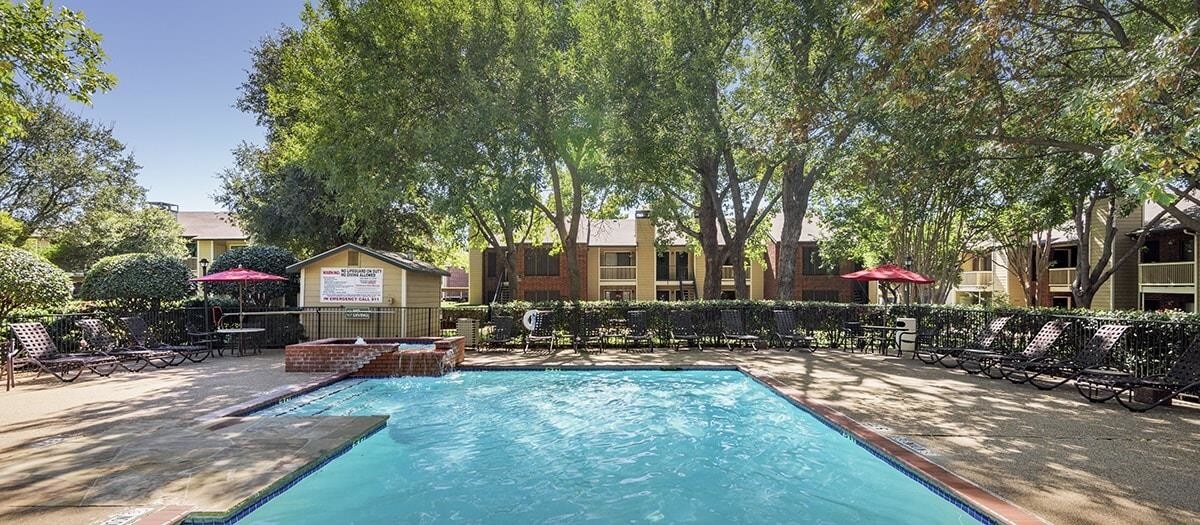 Courtyards at Campbell Apartments Dallas, TX