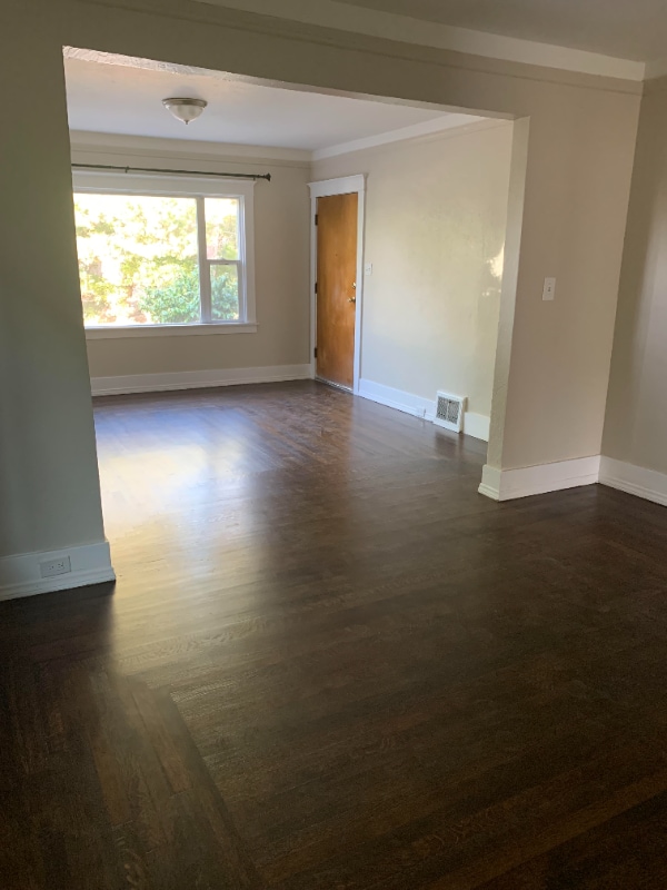 Building Photo - 210 San Antonio Ave