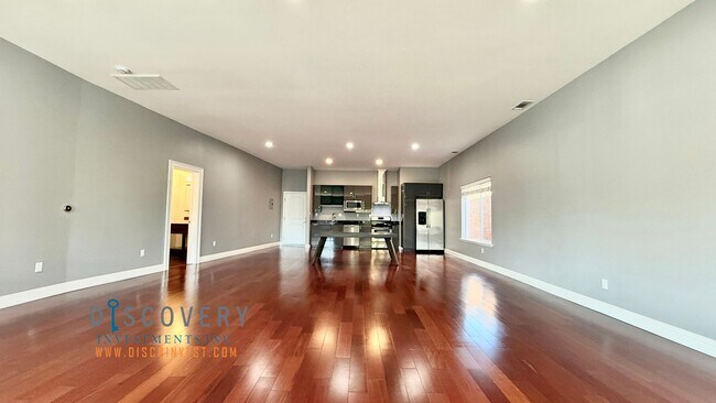 Foto del edificio - Modern One Bedroom Condo in Prescott