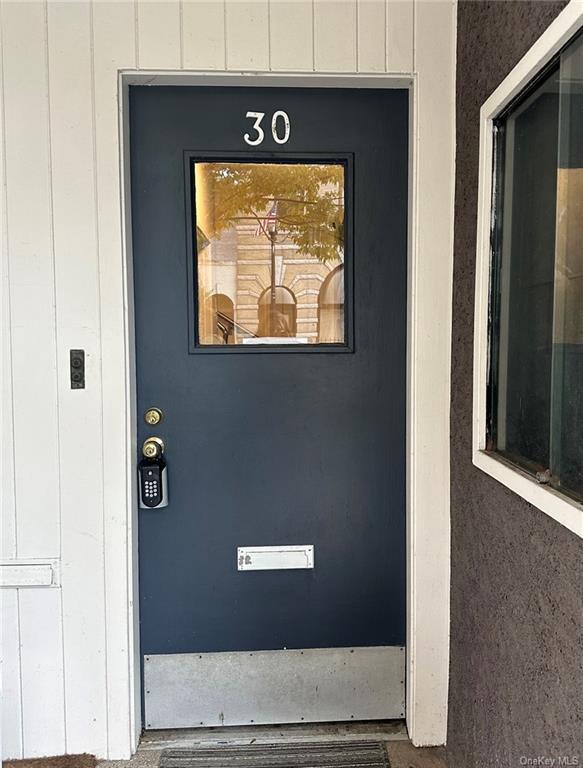 30 Main St, HastingsonHudson, NY 10706 Room for Rent in Hastingson