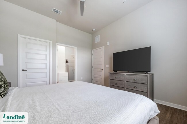 Building Photo - 4902 Cosmos Cir