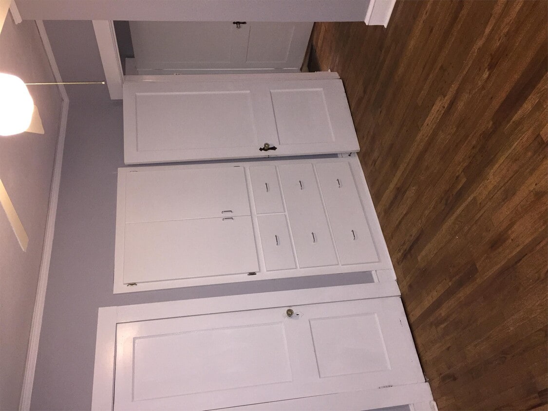 Building Photo - 96 Springdale St