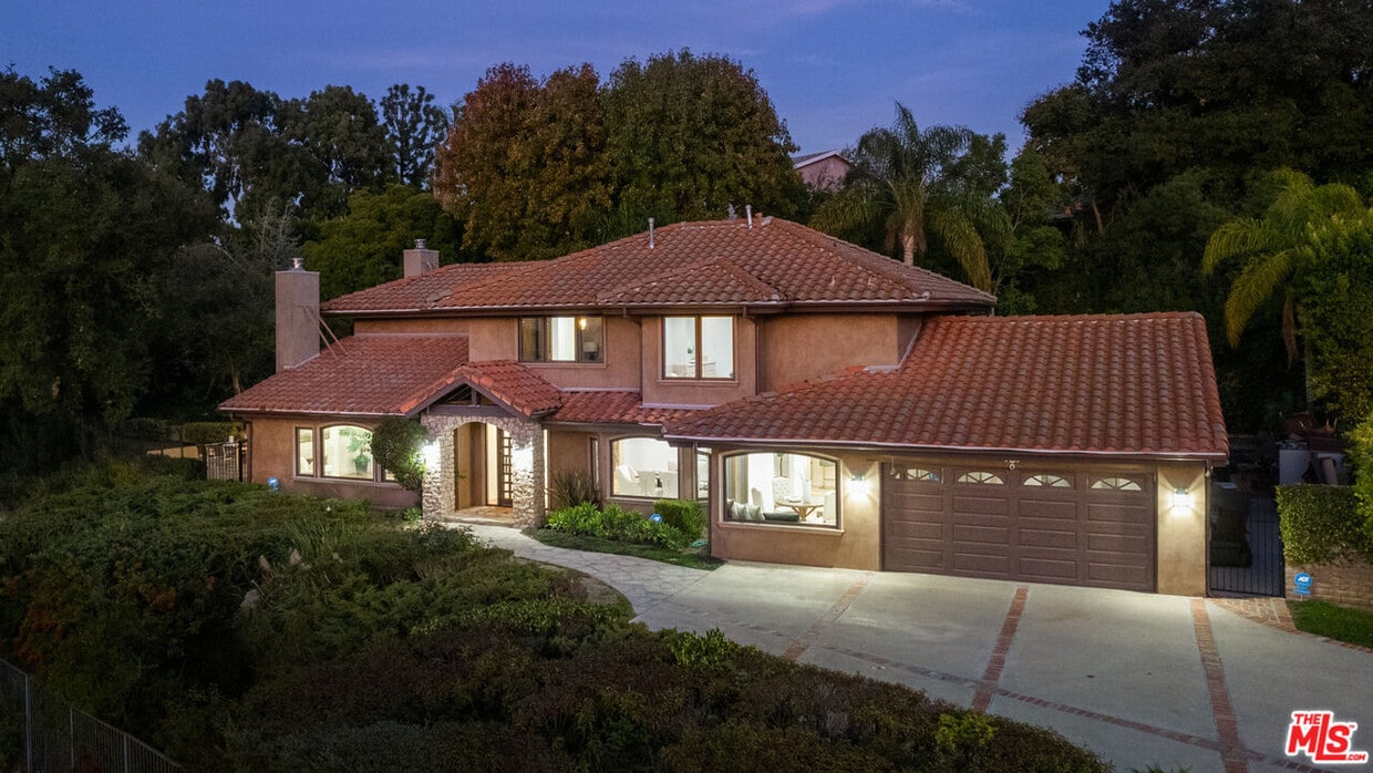 3488 Clairton Pl, Encino, CA 91436 House Rental in Encino, CA