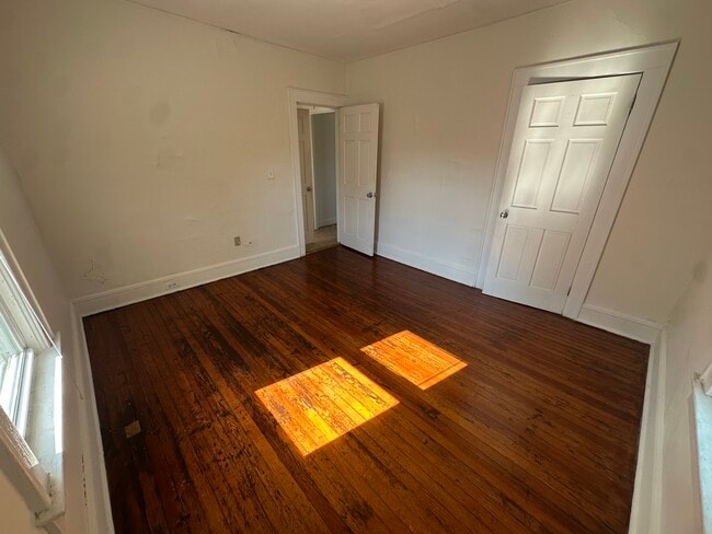 Foto del edificio - 227 South Ave W