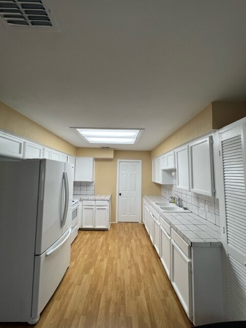 Building Photo - 1322 Harbor Village Dr