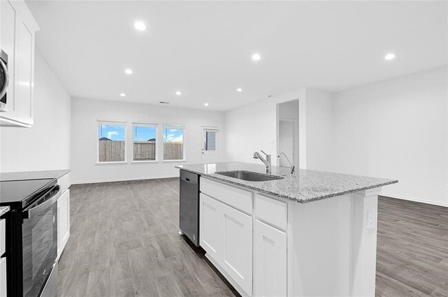 Building Photo - 31134 Delamere Turn trl Trl