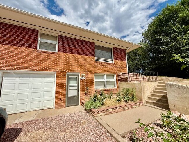 Photo - Large 2 bedroom, 2 bath Duplex with Attached 1 car garage in West Loveland, CO House