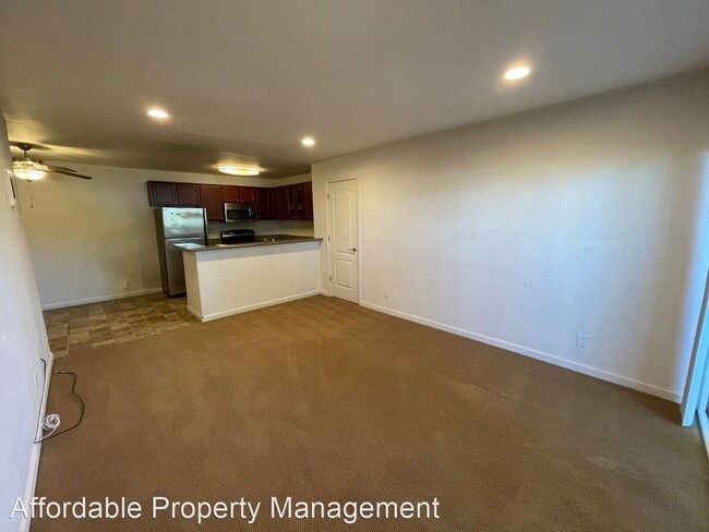 Building Photo - 2 br, 1 bath House - 408 Dempsey Road #110